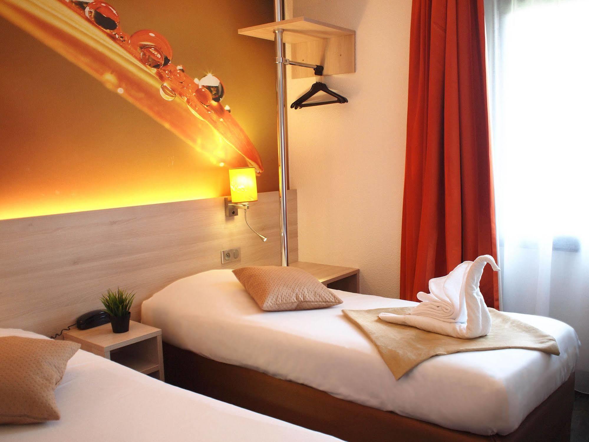 Hotel Inn Design Resto Novo Challans Exterior photo
